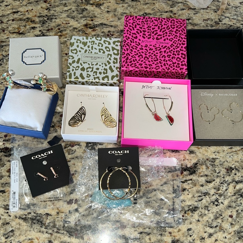 Jewelry lot